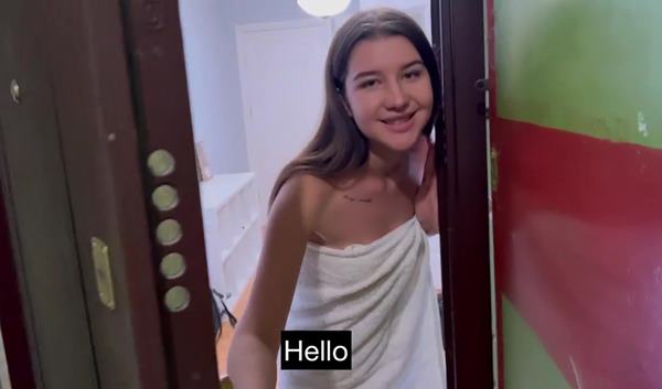 Компьютерный мастер вы такой симпатичный, что можем отложить ремонт ноутбука на потом